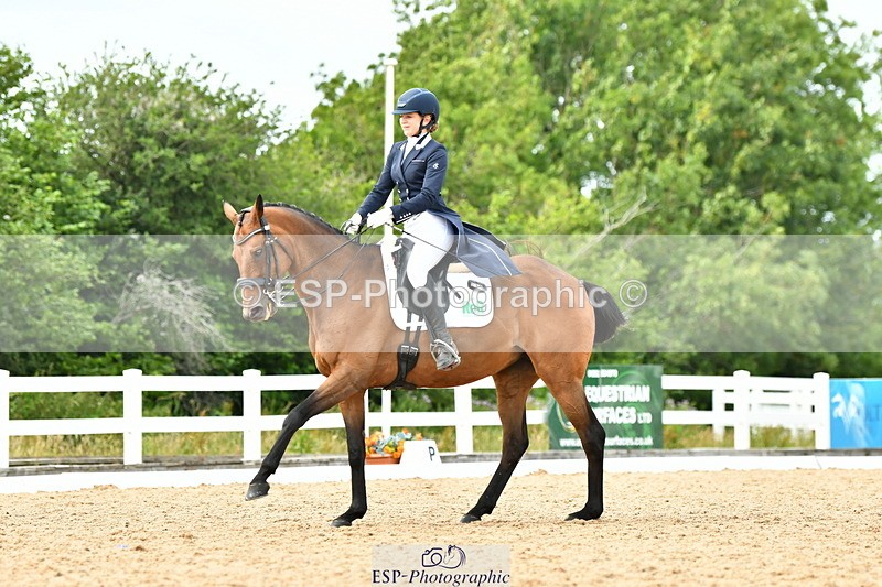 230702A-161105-11128 - Cls 37 + 42 FEI PSG + GP