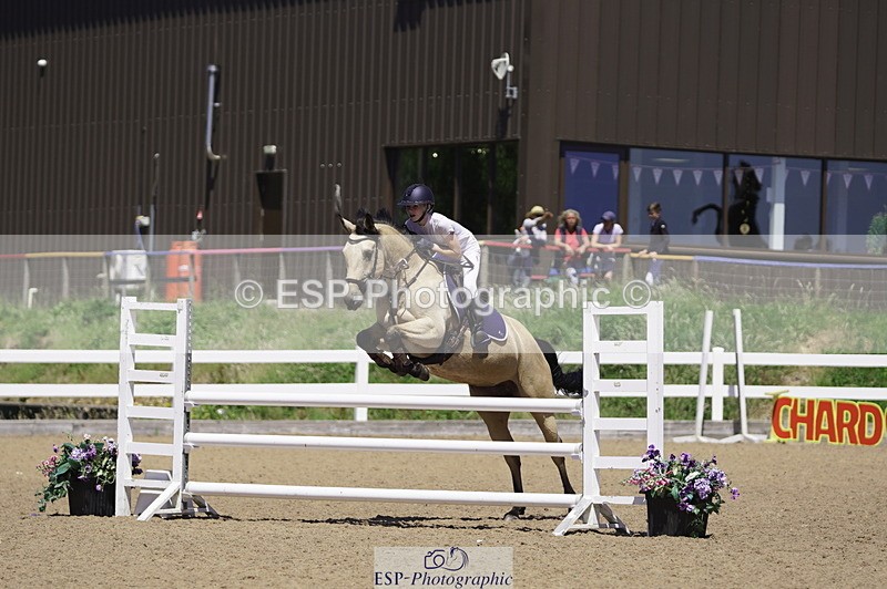 230624A-141016-01785 - Cls 25 Pony Newcomers & 1m Open