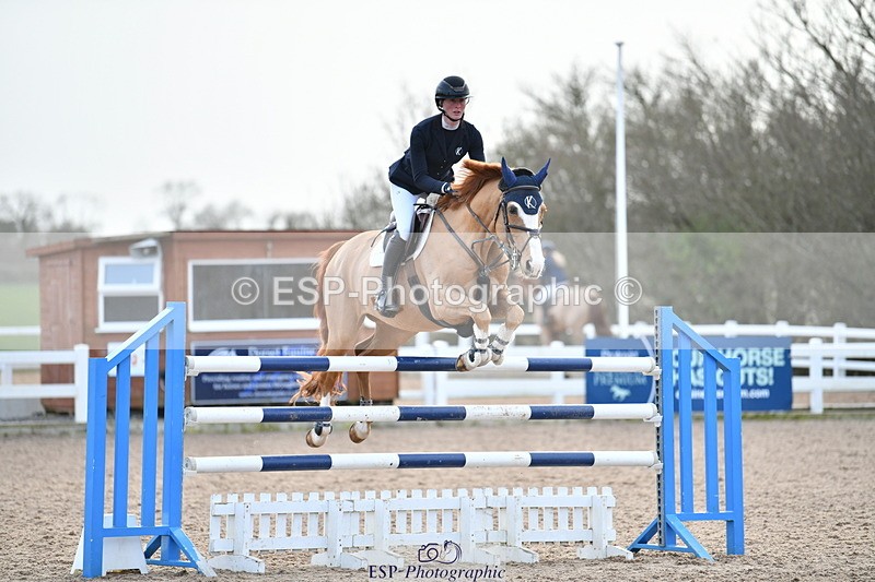 240124A-151202-00918 - Cls 6 National 1.30m & 1.40m