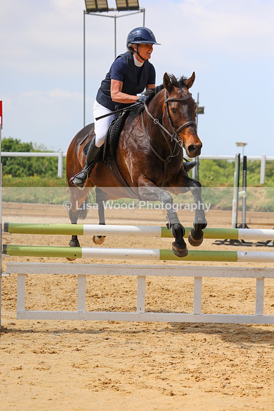 3E7A0313 - Class 10: Senior 95cm open