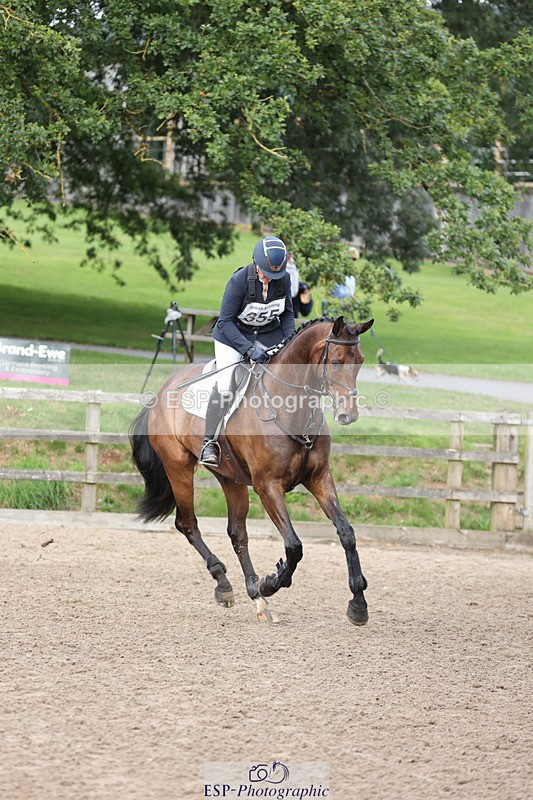 240804-102011-11014 - 355-Selina_Milnes-MUSTAFA_MOLASSES