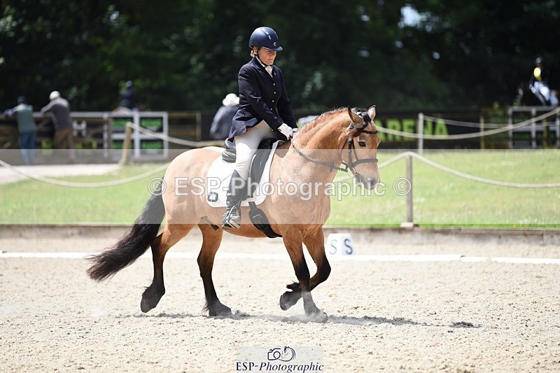 240605-124136-00946 - Cls 4 Novice 37 SQ