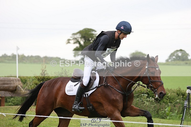 240525-164557-18164 - 262-MY_STAR_TURN-Tom_Jackson