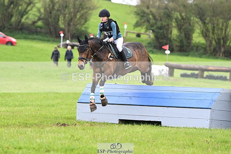 250419-120158-10318 - 517-Jessica.Meyer-LACKAGHMORE.VANDANGO