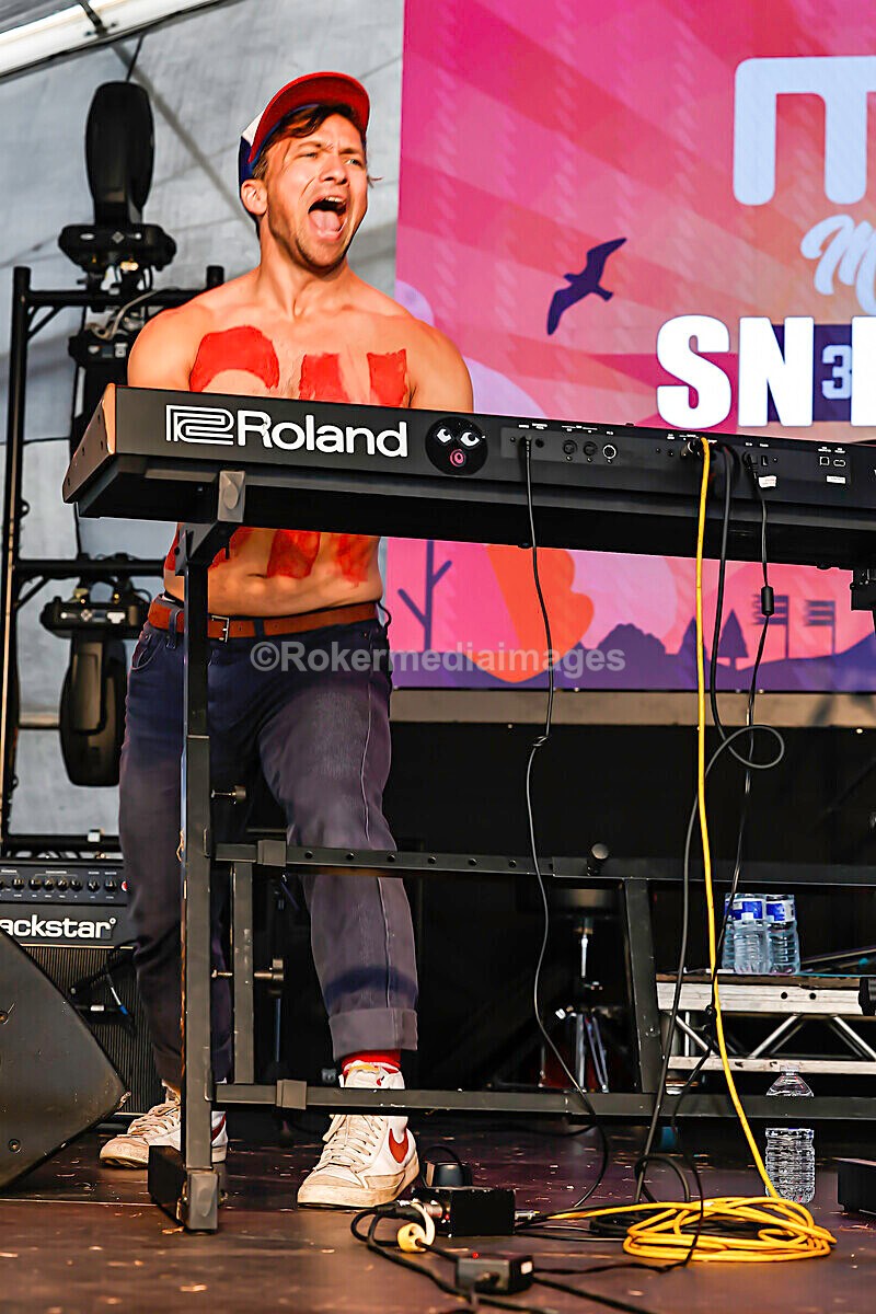 Sunday-186 - MINETY 2025