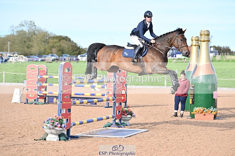 231015A-153307-09067 - Cls 32 National 1.30 & 1.40m Open