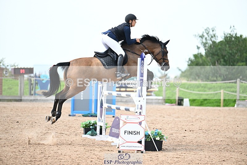 240801A-124452-01637 - Cls 3 Snr 1.20m Open