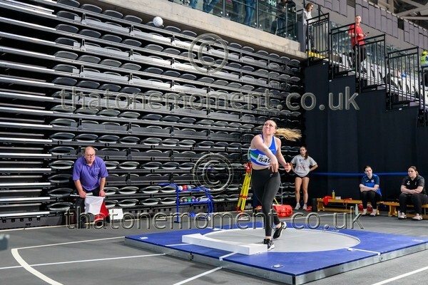 AgeInd25SAT-921291 - Field Female