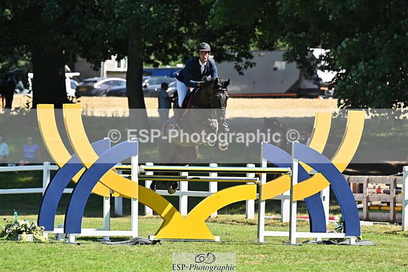 260704A-151858-15810 - Cls 33 Snr Fox Second Round