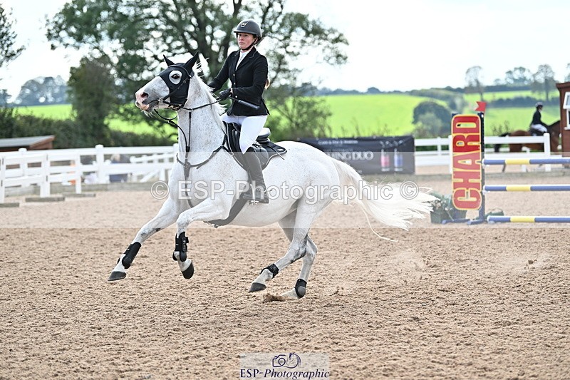 241004A-124358-02042 - Fri 09 95cm Amateur Quals