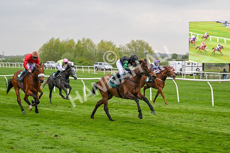 230425-Race 3-Tralee Girl-0251 - Race 3