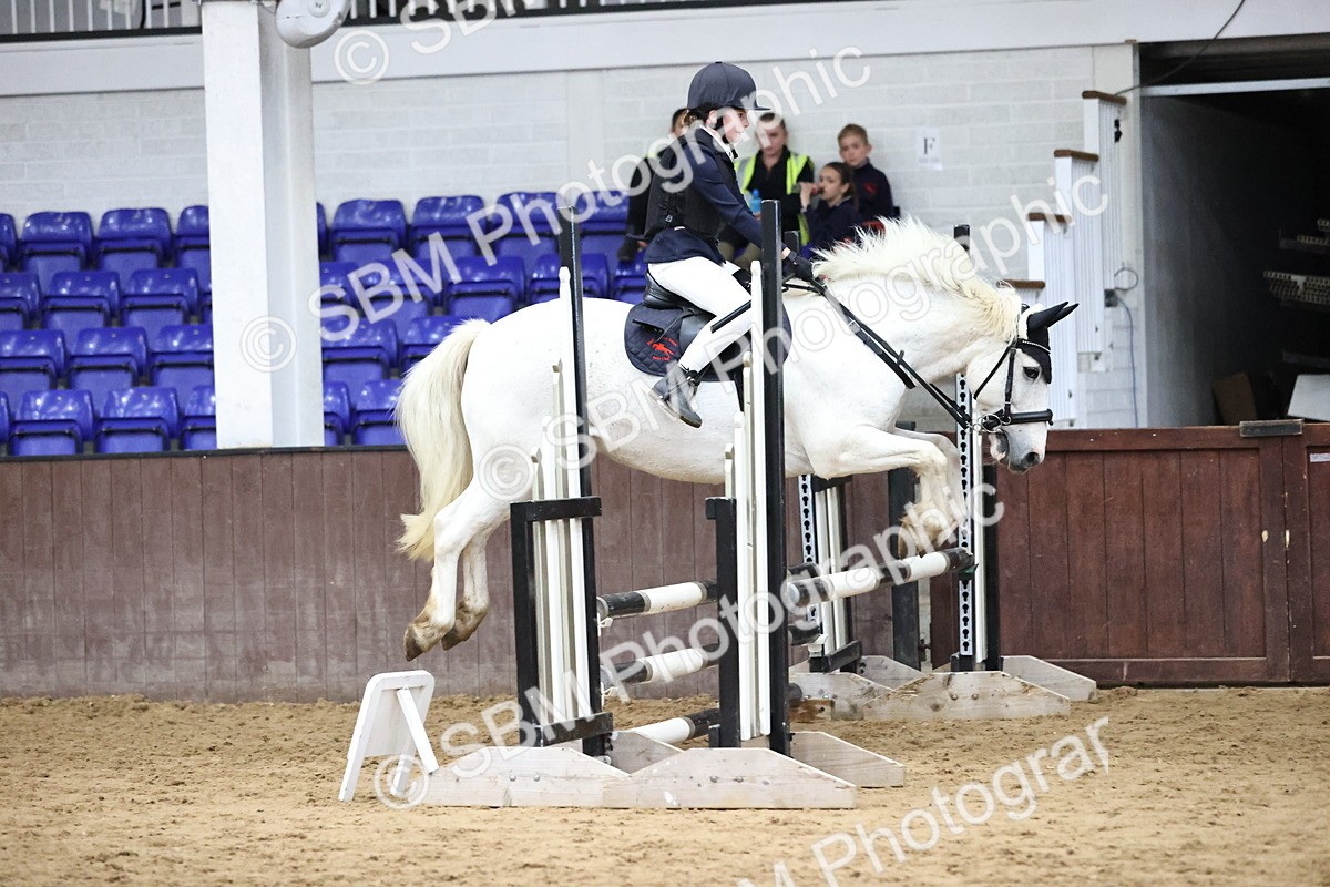 SBM_001372 - Class 5 - Henlow Veterinary Hospital 70cm