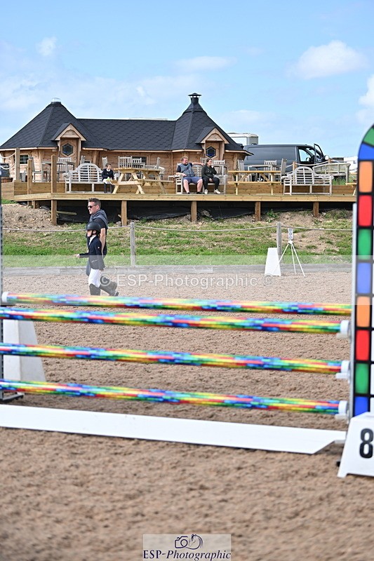 240628A-172318-01640 - Cls 5 Stepping Stones 128cm + 138cm