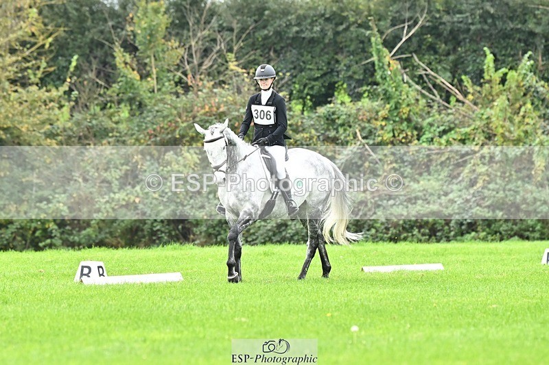 241024-103426-02207 - 306-Alice.Sandiford-THE.GREY.DANCER