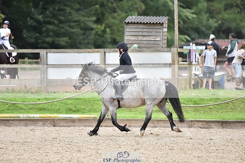 240802-125210-04687 - 70cm Round 2