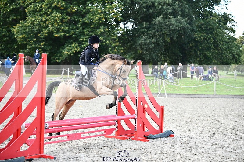 251004A-132405-01256 - Classes 6 & 7 60cm