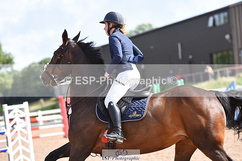 230715A-094236-00066 - Cls 11 Children on Horses 1.05m