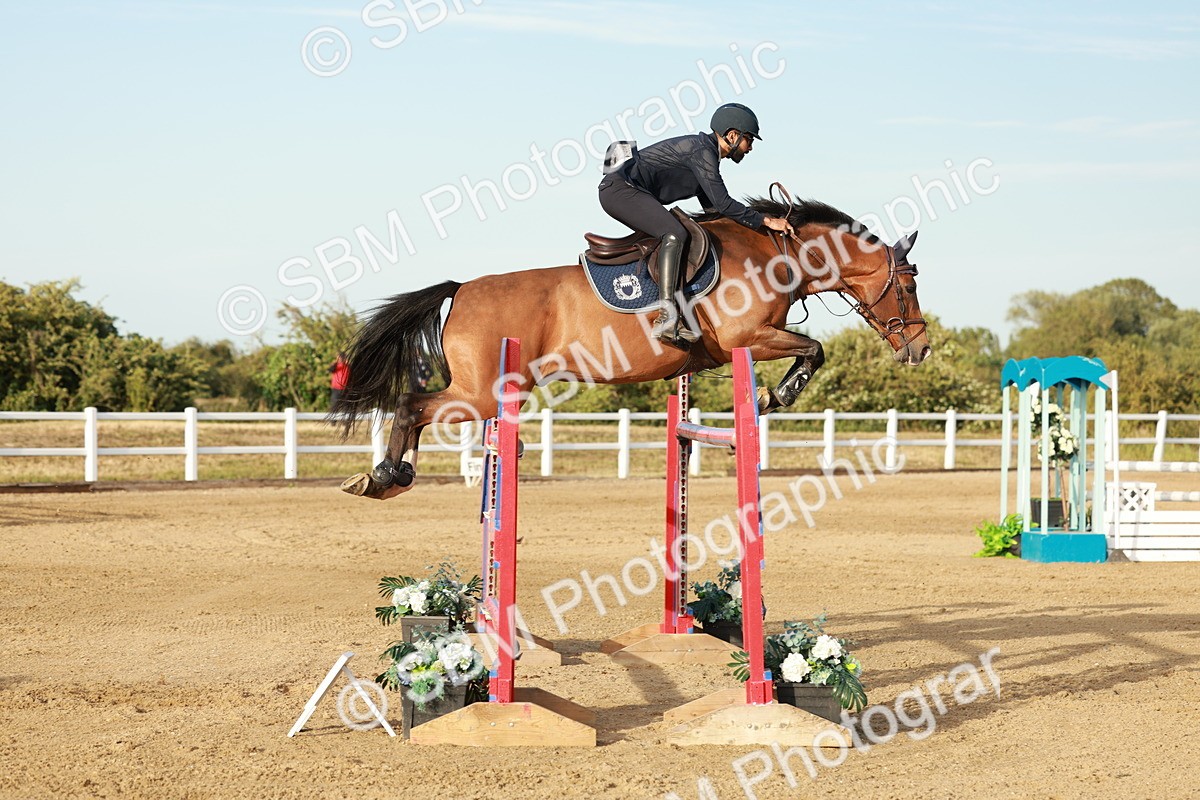 SBM_009071 - Class 6 - National 1.30m 1.40m Open Handicap