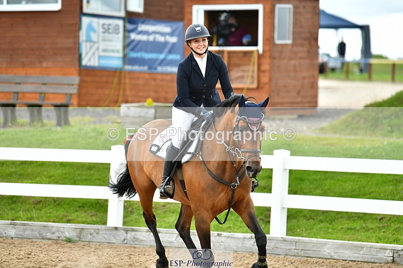 230721A-132842-06558 - Cls 14, 1 Star Bronze 1.10m