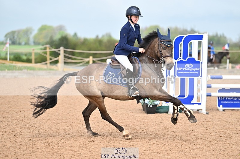 240506A-110251-08378 - Cls 3  Pony Discovery & 90cm Open