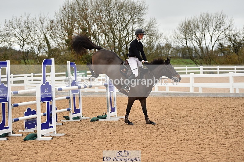 231122A-133854-00468 - Cls 5 Foxhunter & 1.20m Open