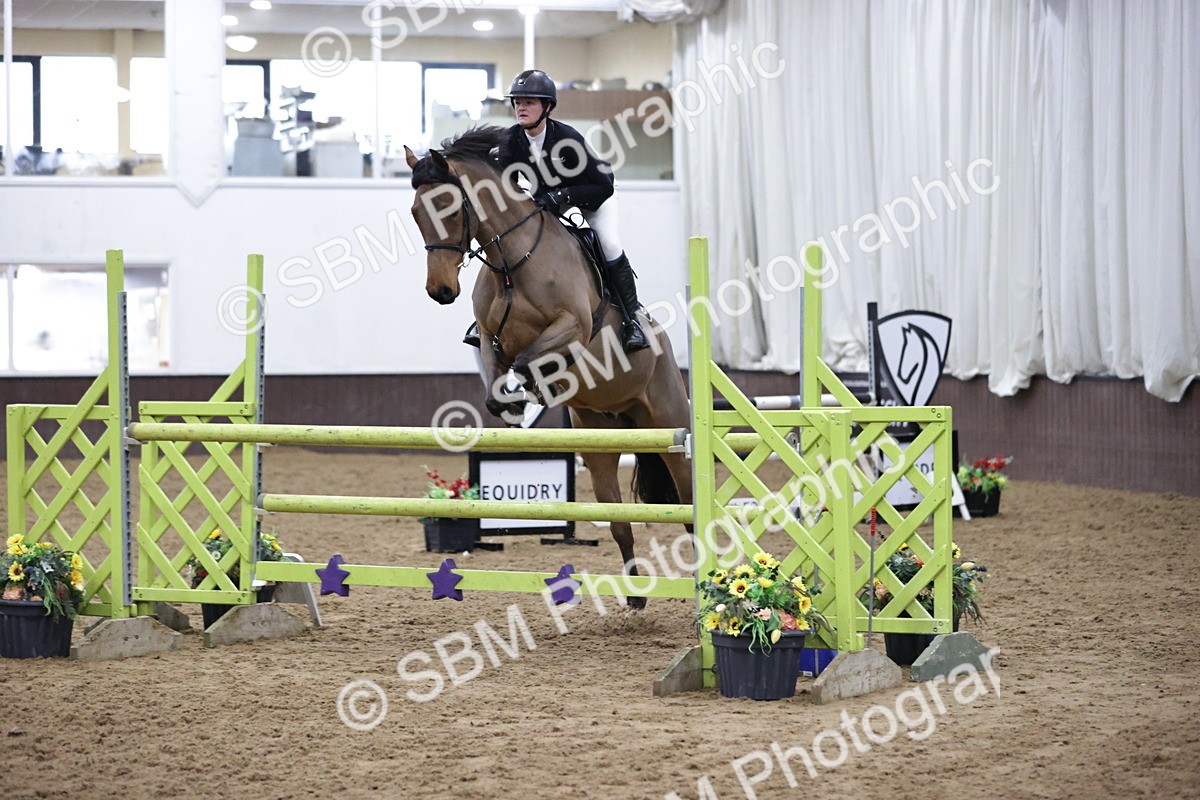 SBM_001359 - Class 4 - Senior Newcomers/ 1.10m Open