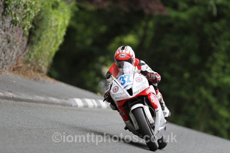 James Cowton Honda / F W Cowton Joiners - Monster Energy Supersport Race 1