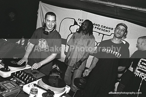 76 - Friends-&-Family @ the-roadhouse 28.06.03