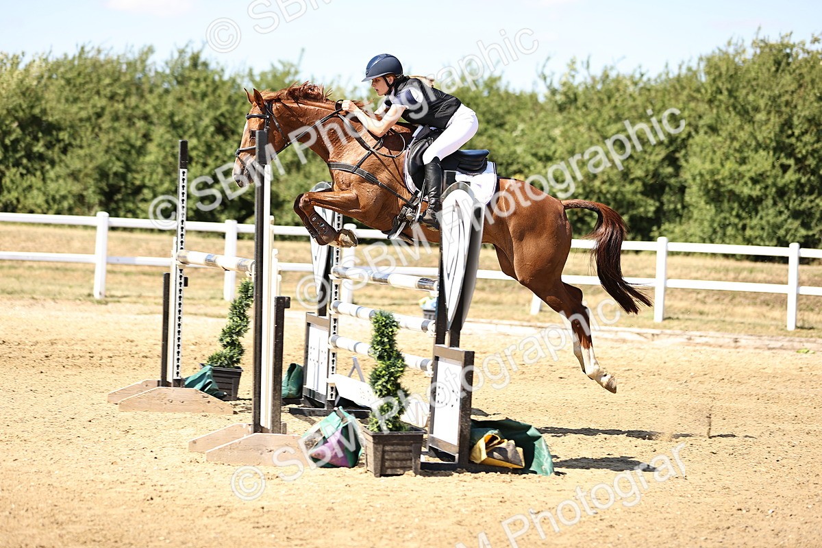 SBM_015253 - Class 16 - Senior foxhunter - 1.20m Open