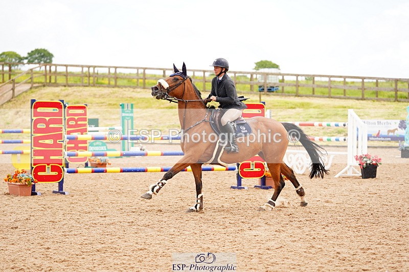 240526A-120752-07963 - Cls 26 Chard Equ 1.05m and 1.10m Grand Prix