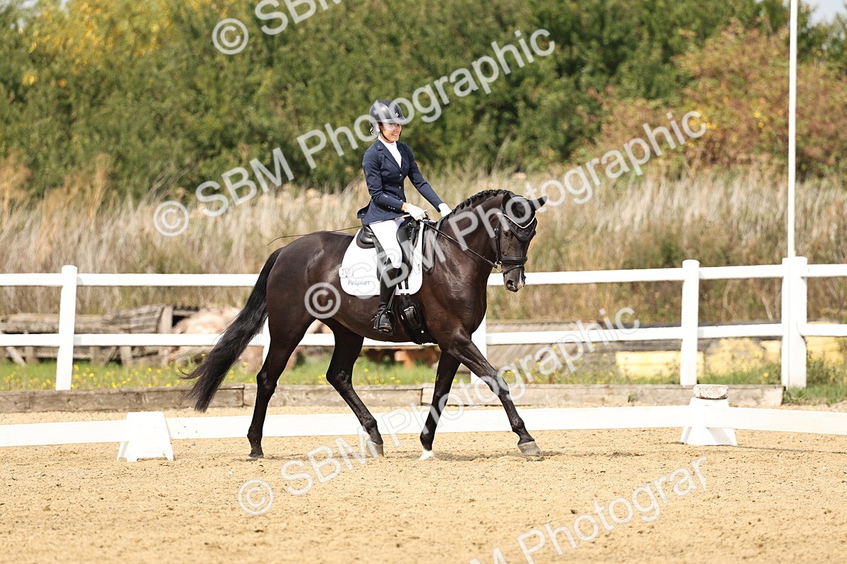SBM_013139 - Class 3 - Novice 4 - 11.43-12.25