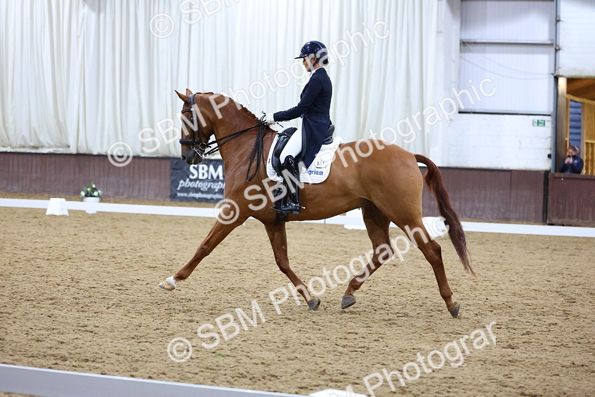 SBM_009803 - Class 14 - FEI Grand Prix - 19.27-20.27