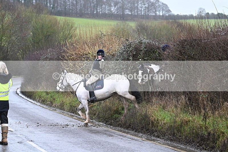 WJ7_7088 - Crossing A Camera