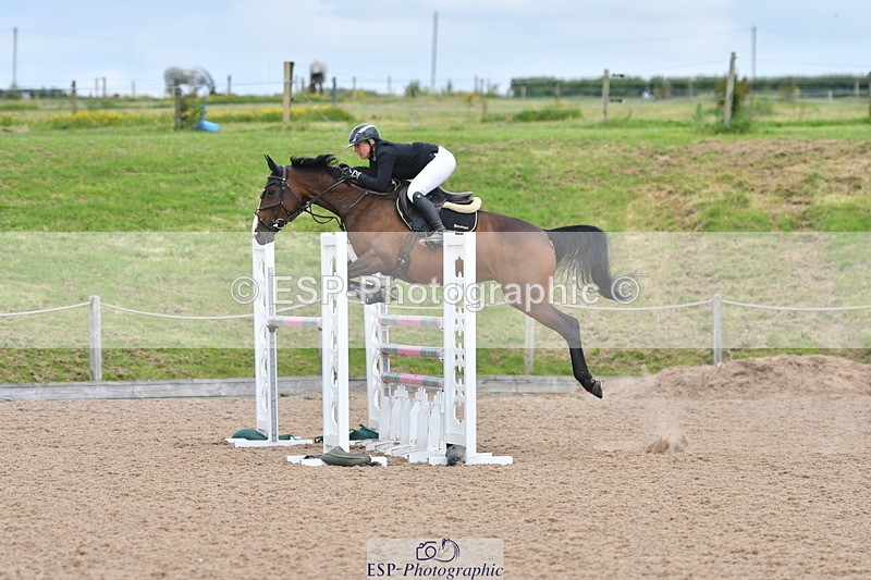 240609A-141617-06088 - Cls 19 Snr Foxhunter and 1.20m Open