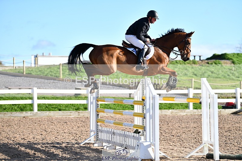 231110A-145042-00902 - Cls 6 Foxhunter & 1.20m Open