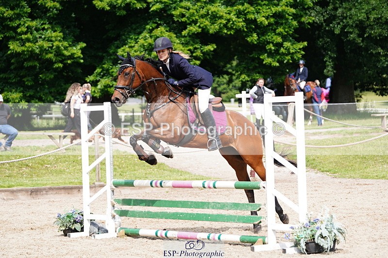 250613A-101226-01225 - Cls 9 85cm Amateur Quali