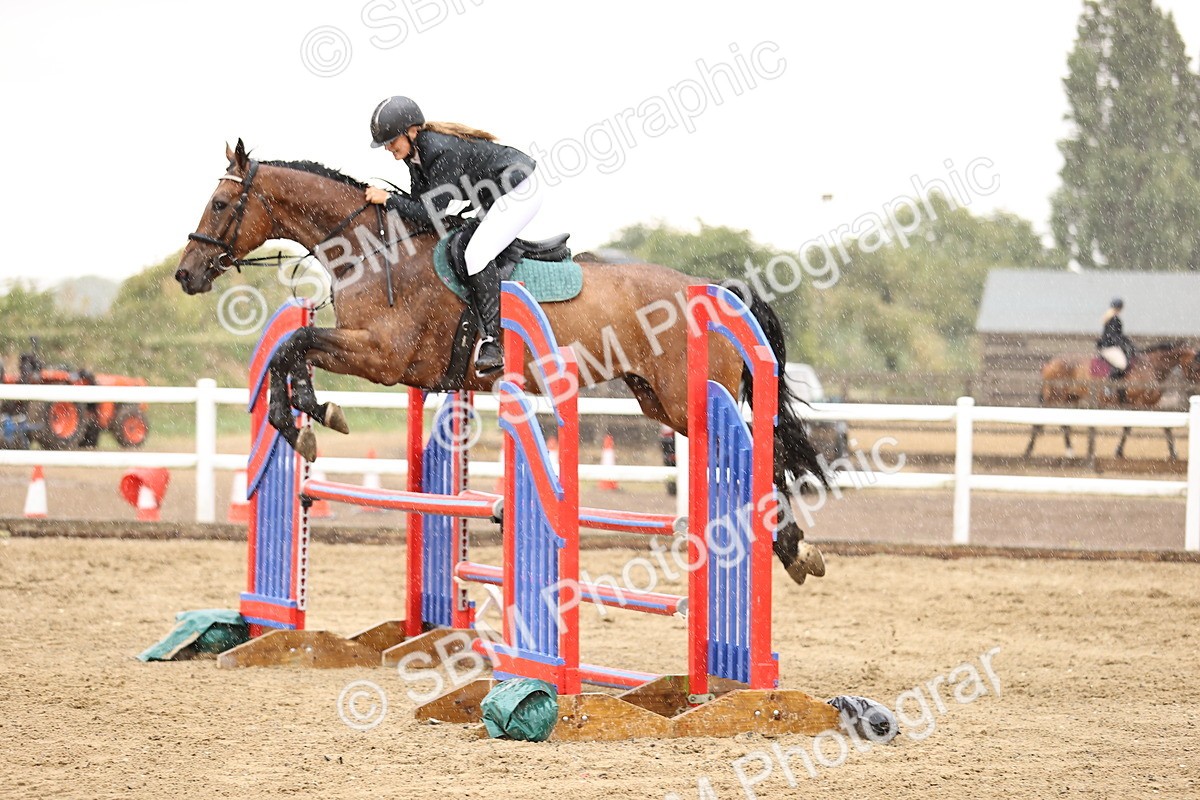 SBM_025042 - Class 9 - Senior British Novice - 90cm