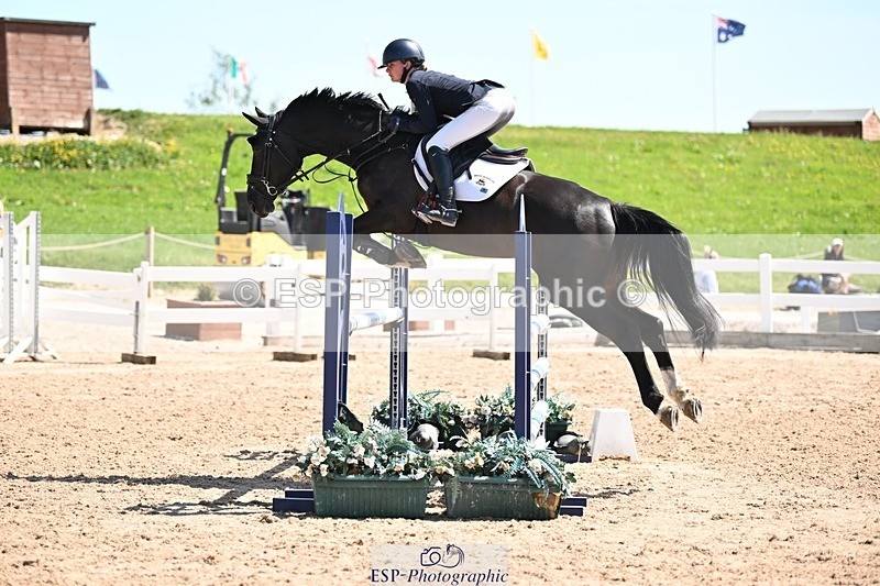 250510-142148-11731 - Cls 23 1.05m Amateur Quali