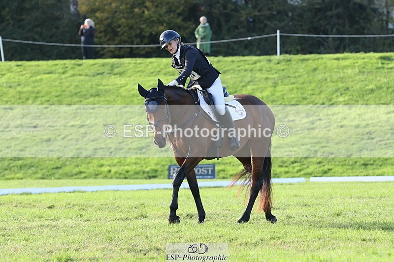 251024A-151054-14181 - F-483-Bella.Moore