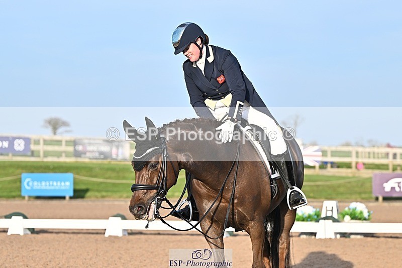 250404-182539-08668 - 143-Alice.Oppenheimer-Headmore.Doinysus