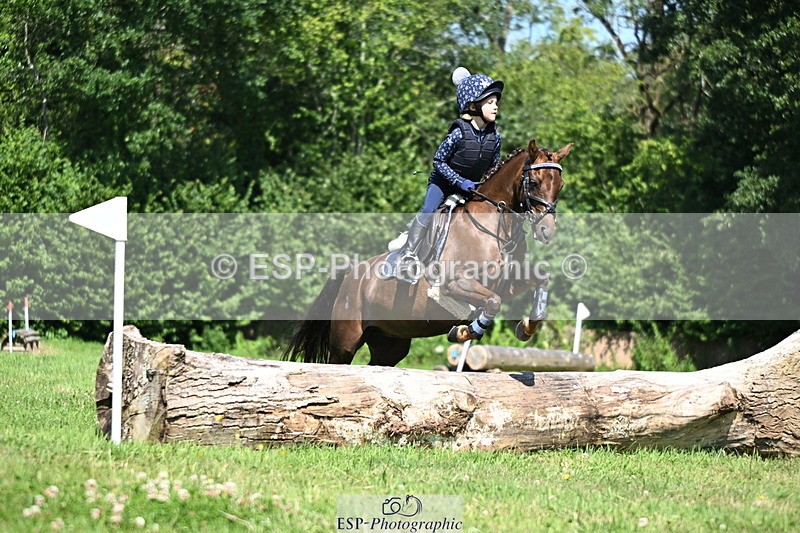 240729B-144954-02863 - Abbie's Group XC