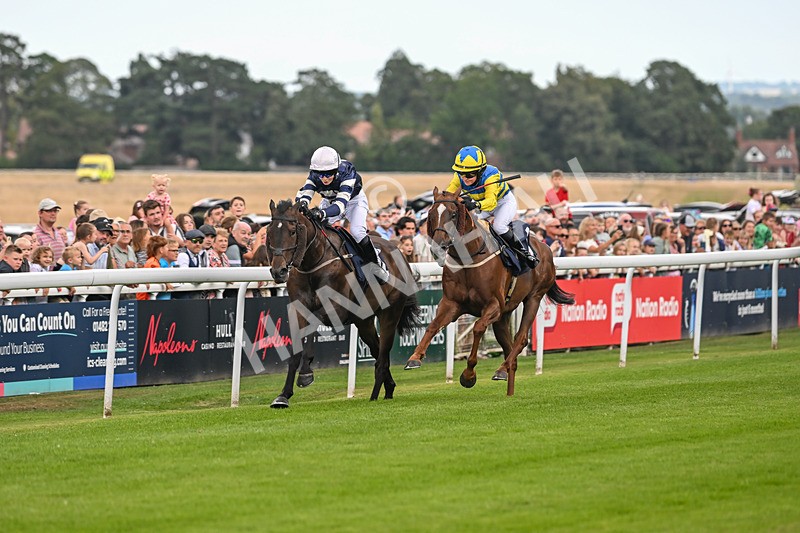 290725-Race 1-Poets Dawn - Star Start-9414 - Race 1