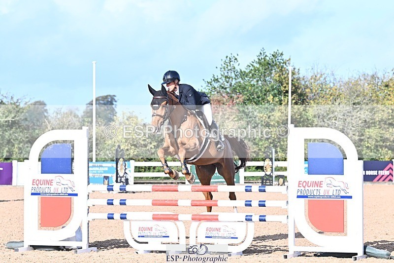 261014-110120-00112 - Cls 03 Snr Disco & 1.00m Open