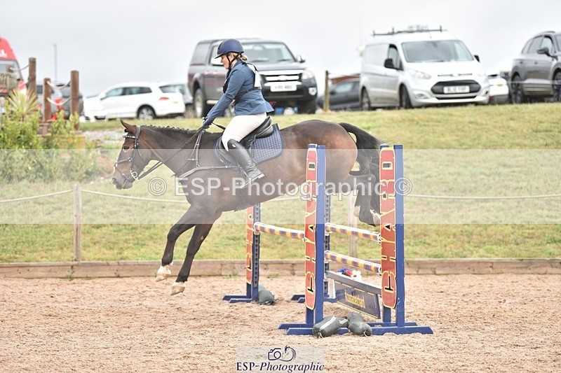 250830-113908-00679 - B-061-Lynette.Buckland