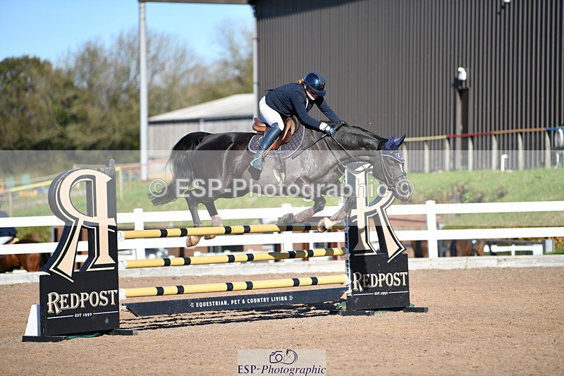 231110A-133523-00614 - Cls 5 Newcomers & 1.10m Open