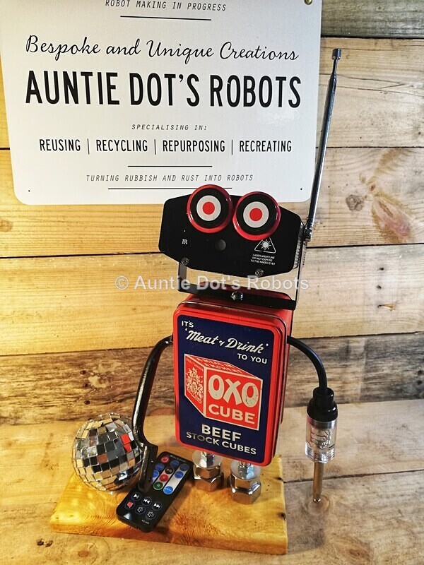 Disco Dennis - Robots