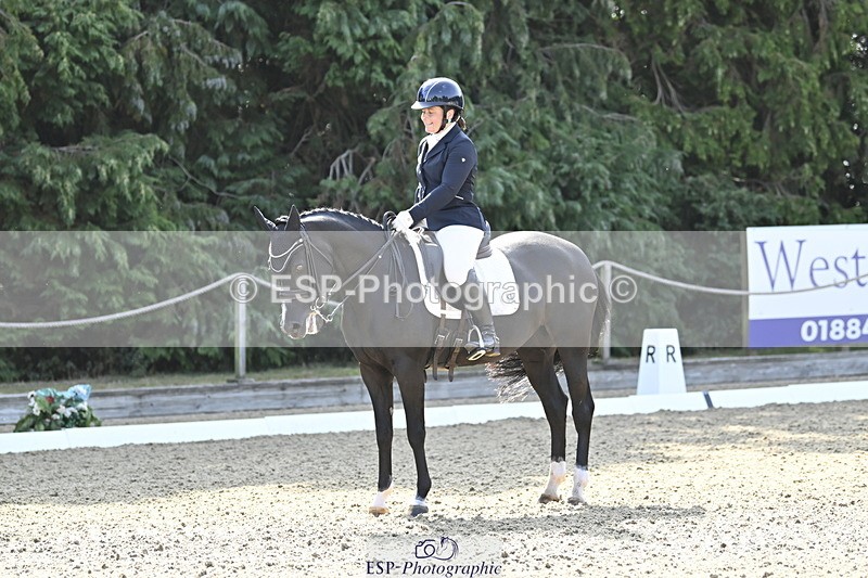 250810A-100559-04773 - 064-Amy.CoxPretty.Picture