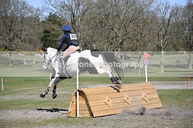 WJ6_3537 - Time 12:19 to 12:35