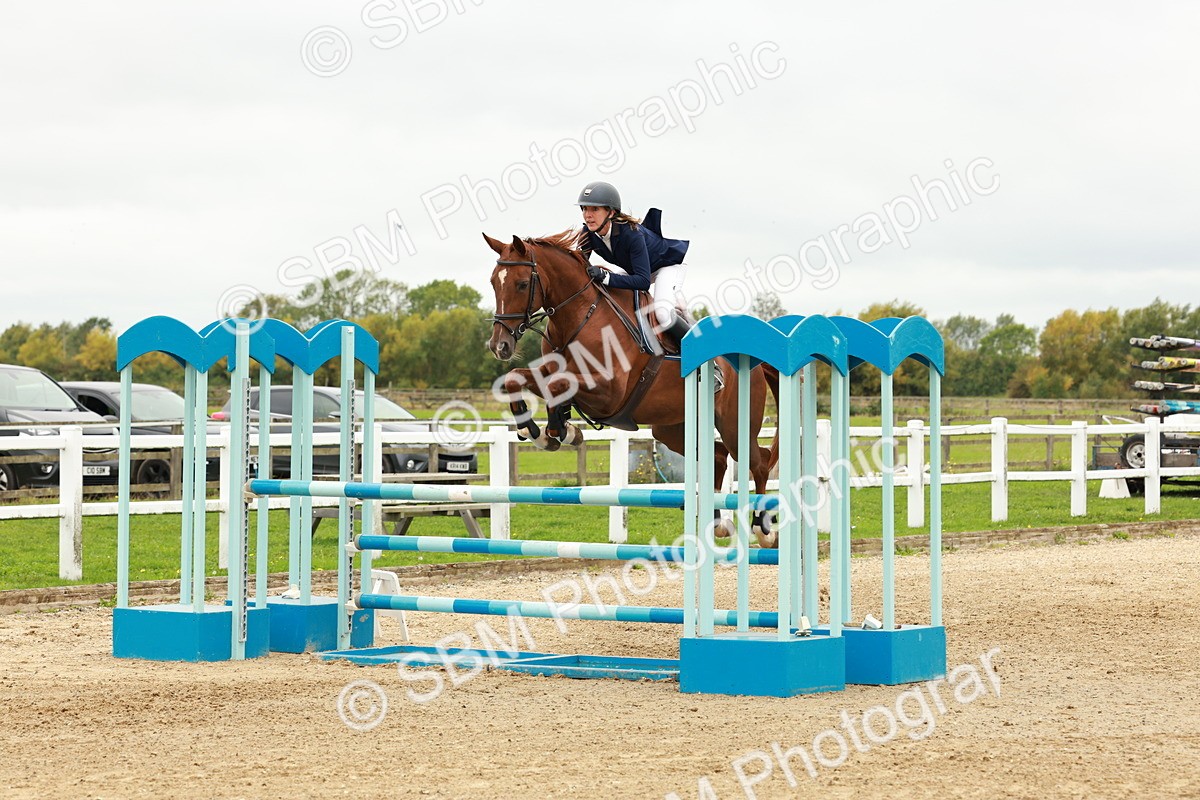 1I0A7774 - Class 4 - Senior Newcomers 1.10m