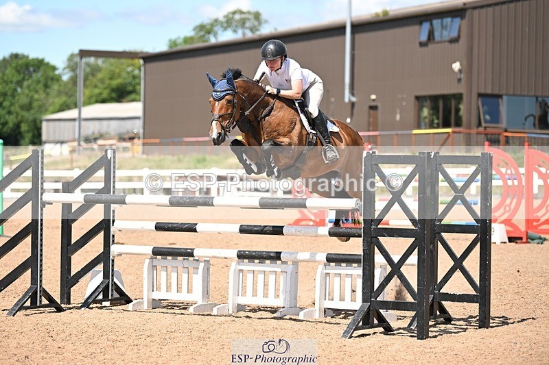 250709-152214-01127 - Cls 6 Snr Fox & 1.20m